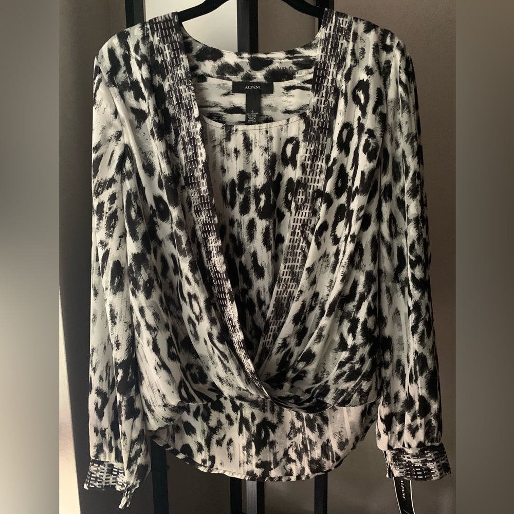 Womens Alfani Blouse - Size 6 - Black/White/Grey Leopard Animal Print